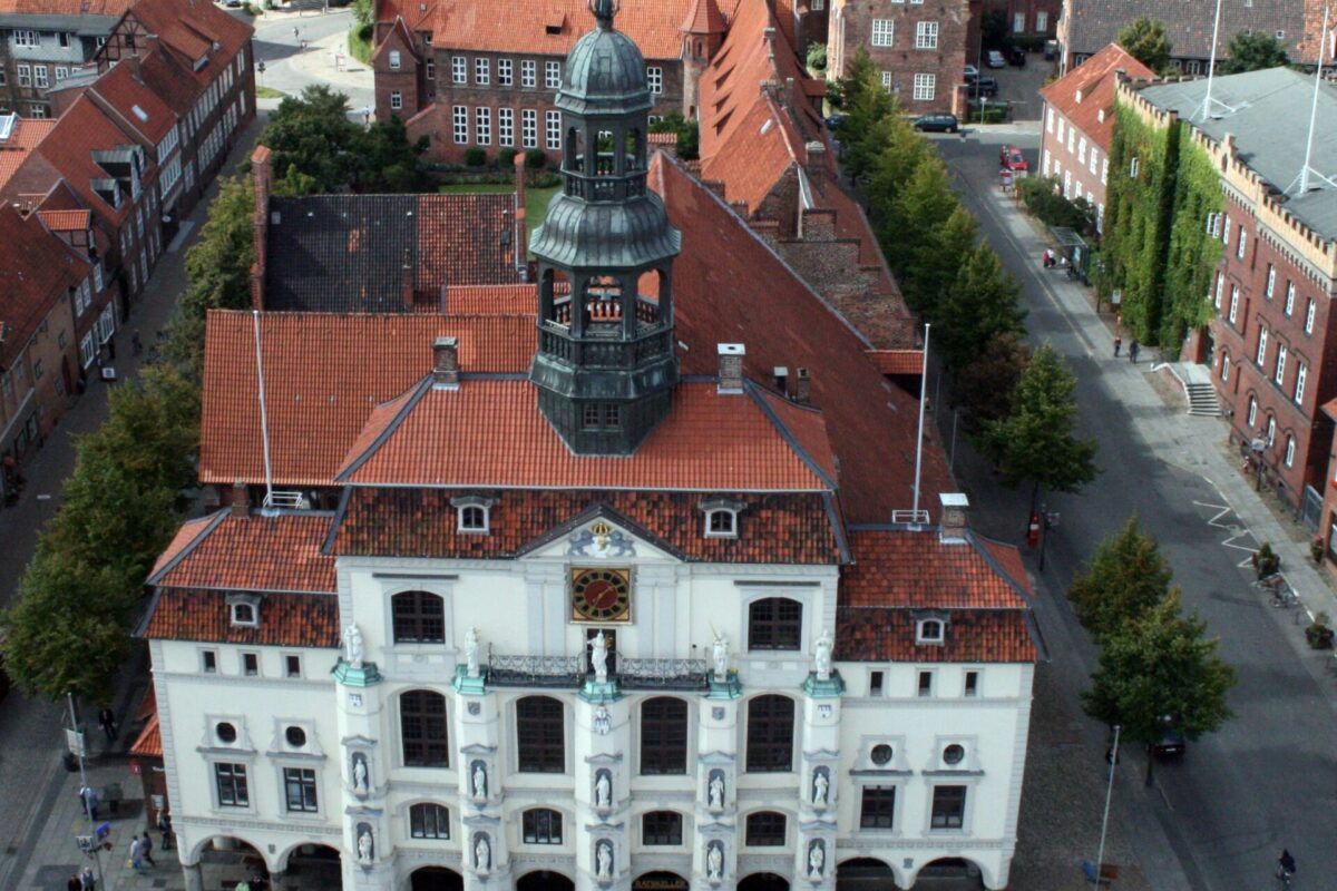 Rathaus-1